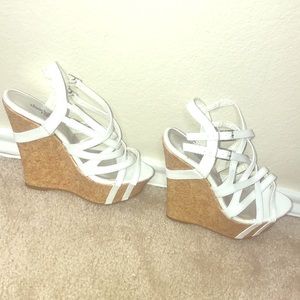 White Wedges